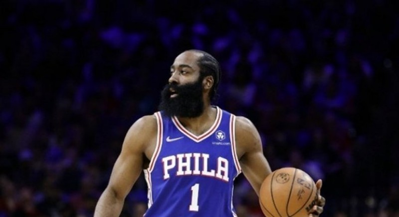 James Harden é trocado dos 76ers para o Los Angeles Clippers